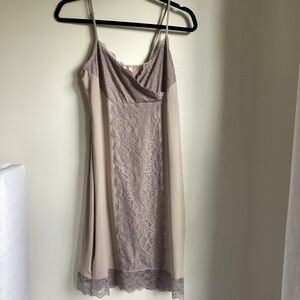 E By Eloise Slip Dress Small Tan Nude Dainty Lace Spaghetti Strap Anthropologie